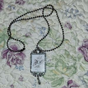 Elegant Silver Picture Pendant Necklace